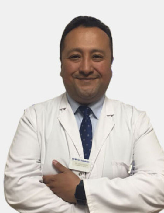 Dr. César Arroyo Romo